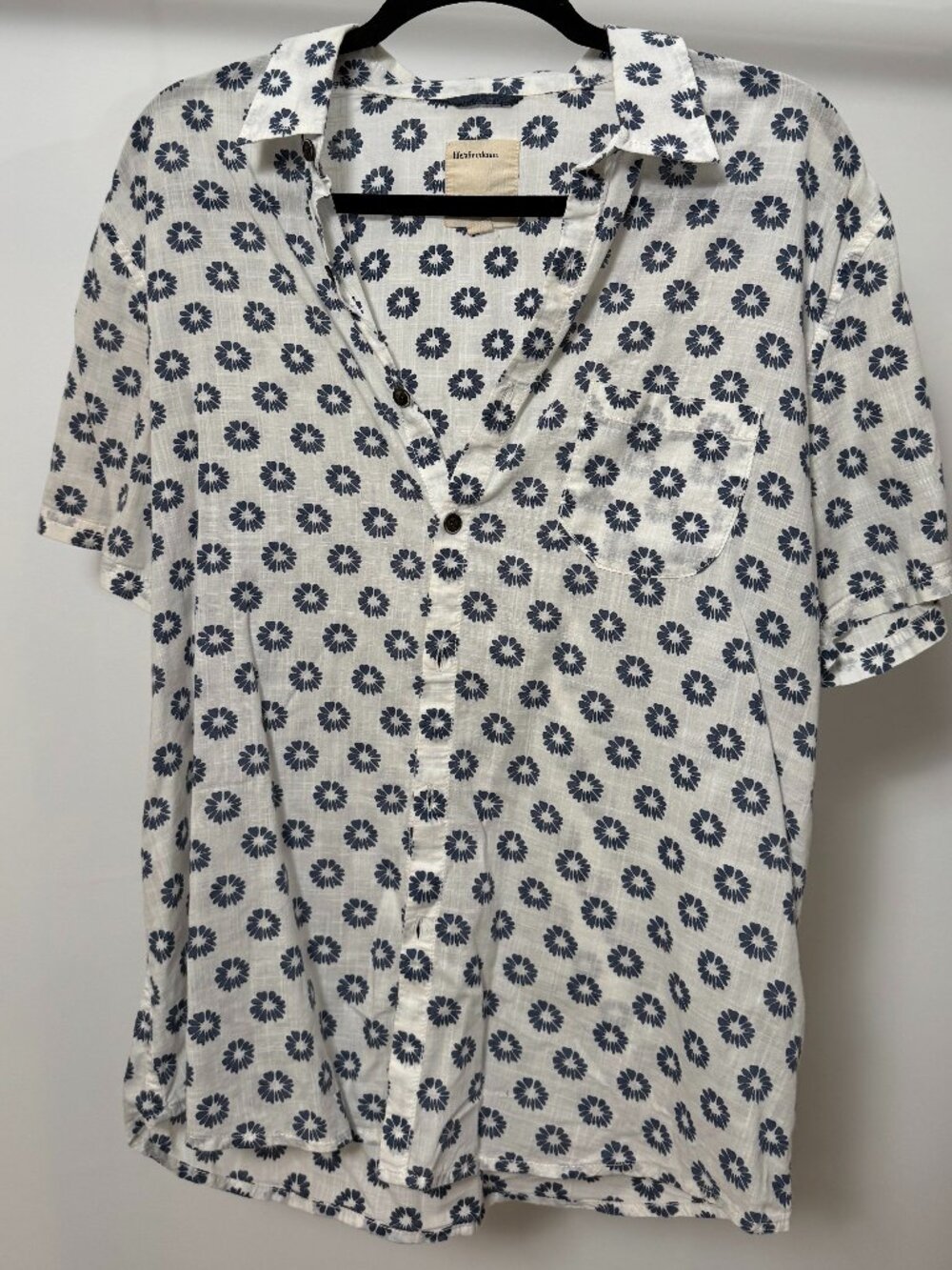 Life After Denim White Navy Floral Short Sleeve Shirt